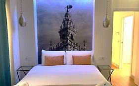 Deluxe Artemisa Sevilla